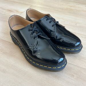 Patent leather 1461 Dr. Martens oxfords